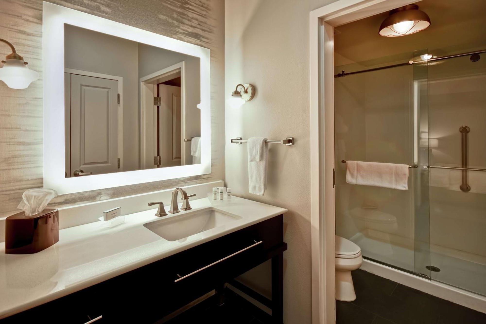 Homewood Suites By Hilton Dallas Arlington South Екстериор снимка